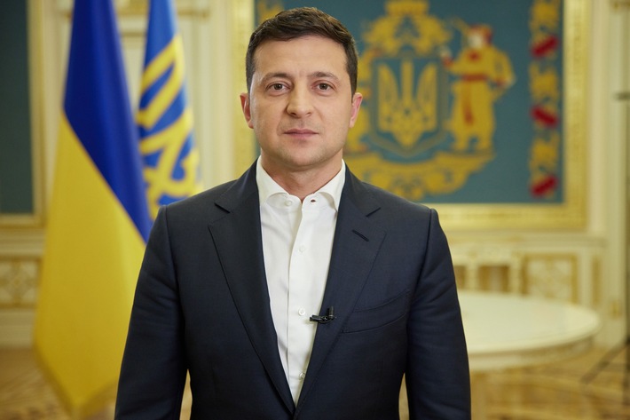 BILD zu OTS - Der ukrainische Staatspräsident Volodymyr Zelensky startet eine Privatisierungsinitiative. Verkauft werden 3.000 Staatsbetriebe. Auf deutsche Investoren warten Relikte aus der Sowjetzeit, die Großteils beträcht-liche Grundstücksreserven aufweisen.