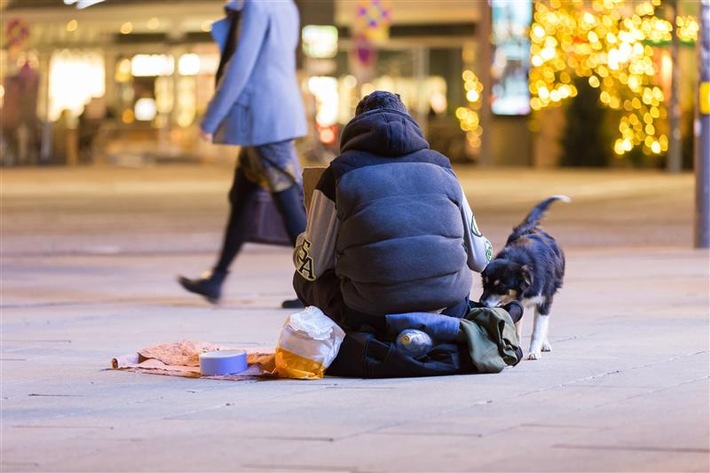 Gemeinsam gegen die Kälte: PURINA und Berliner Stadtmission helfen obdachlosen Mensch-Hund-Teams