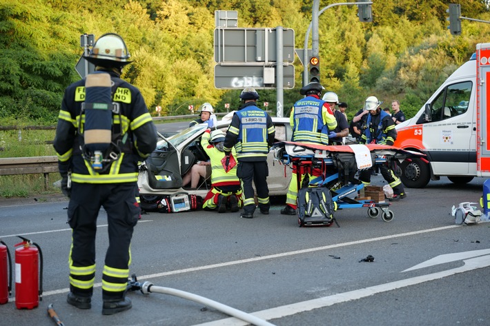 FW-DO: Verkehrsunfall B236 in der Berghofer Mark