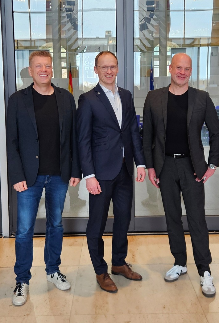 Wirtschaftsinitiative startet souveräne Office-Alternative Euro-Office / Souveräner Ersatz für Microsoft Office unterstützt von führenden Mitgliedern der europäischen Open-Source-Community