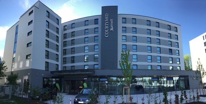 Dr. Peters Group kauft Hotel im Landkreis Starnberg