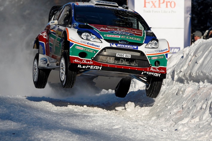 002_Fiesta_WRC_2012_Hirvonen.JPG