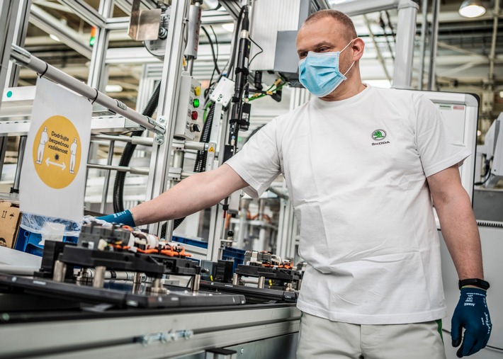 SKODA AUTO hat die Produktion in den tschechischen Werken wieder aufgenommen