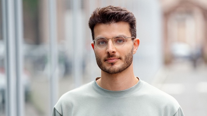 WDR-Journalist Borhan Akid erhält Hanns-Joachim-Friedrichs-Förderpreis