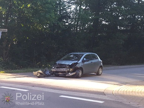 POL-PPWP: Vorfahrtsmissachtung führt zu Unfall