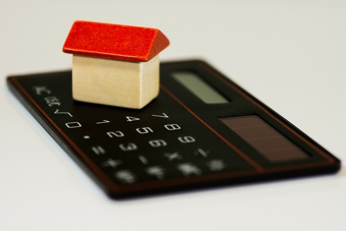 Finanzierung und Versicherungen: Was Immobilienkäufer 2021 beachten müssen