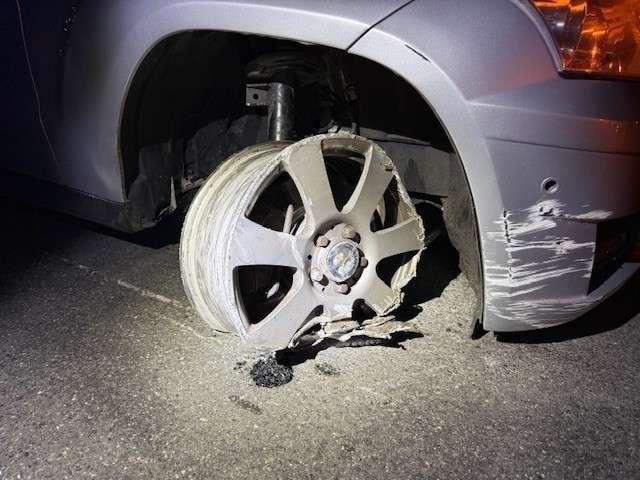POL-WL: Drei Verletzte nach Fahrfehler ++ Seevetal/Fleestedt - Sachbeschädigung an mehreren Fahrzeugen ++ Buchholz - Auf Felge gefahren