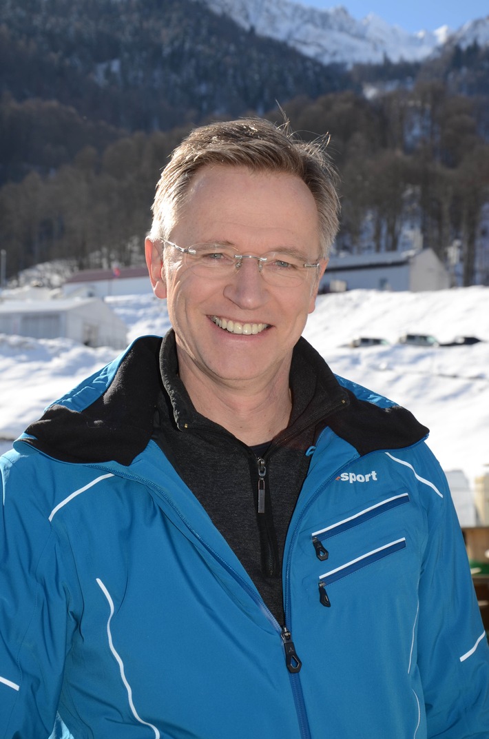 Mit den Skifliegern ins lange Wintersport-Wochenende /  Rund 20 Stunden "ZDF SPORTextra" von Schanzen, Pisten und Loipen (FOTO)