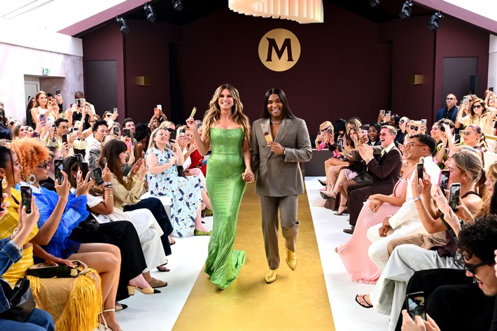 Magnum präsentierte seine erste Fashion-Show in Cannes / Kuratiert von Law Roach mit Überraschungsauftritt von Heidi Klum