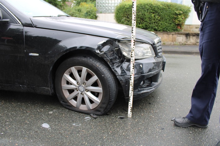 POL-HA: Iserlohner bei Verkehrsunfall leicht verletzt