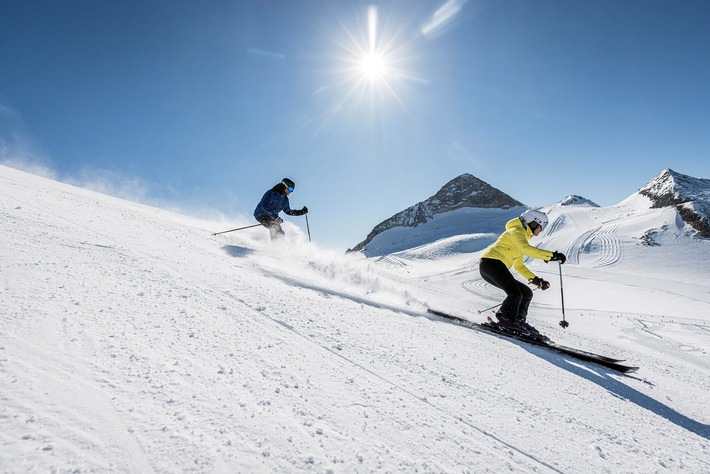 ©TVB Tux-Finkenberg - Johannes Sautner - Skifahren.jpg