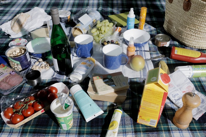 Mülltrennung statt Littering: Picknick-Abfälle richtig entsorgen