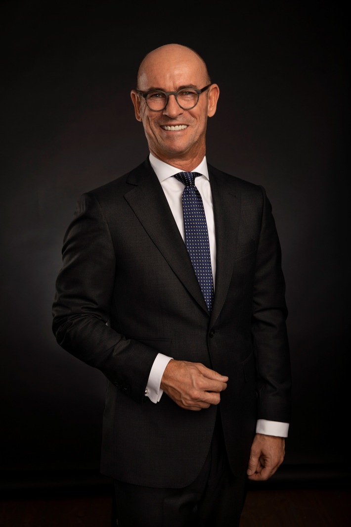 Peter Buschbeck wird Mitinhaber von Schweizer Unternehmensberatung / Ex-HVB-Vorstand startet am 1. Januar 2019 als Mitinhaber und Verwaltungsrat der Gsponer Management Consulting AG