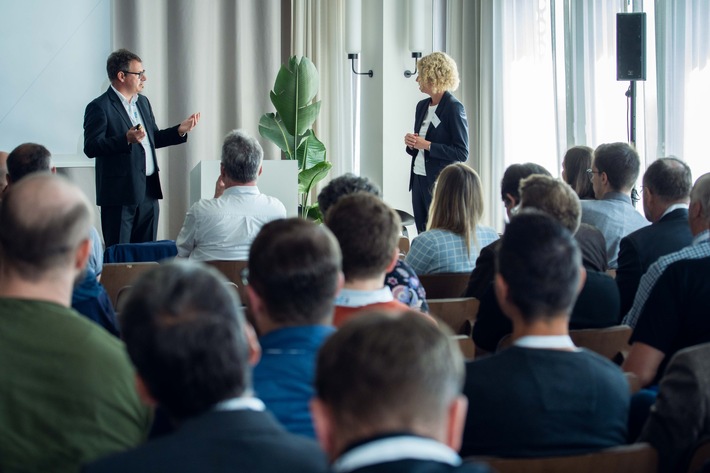 Experience Tour 2025: F24 zeigt Wege zur Stärkung organisationaler Resilienz auf