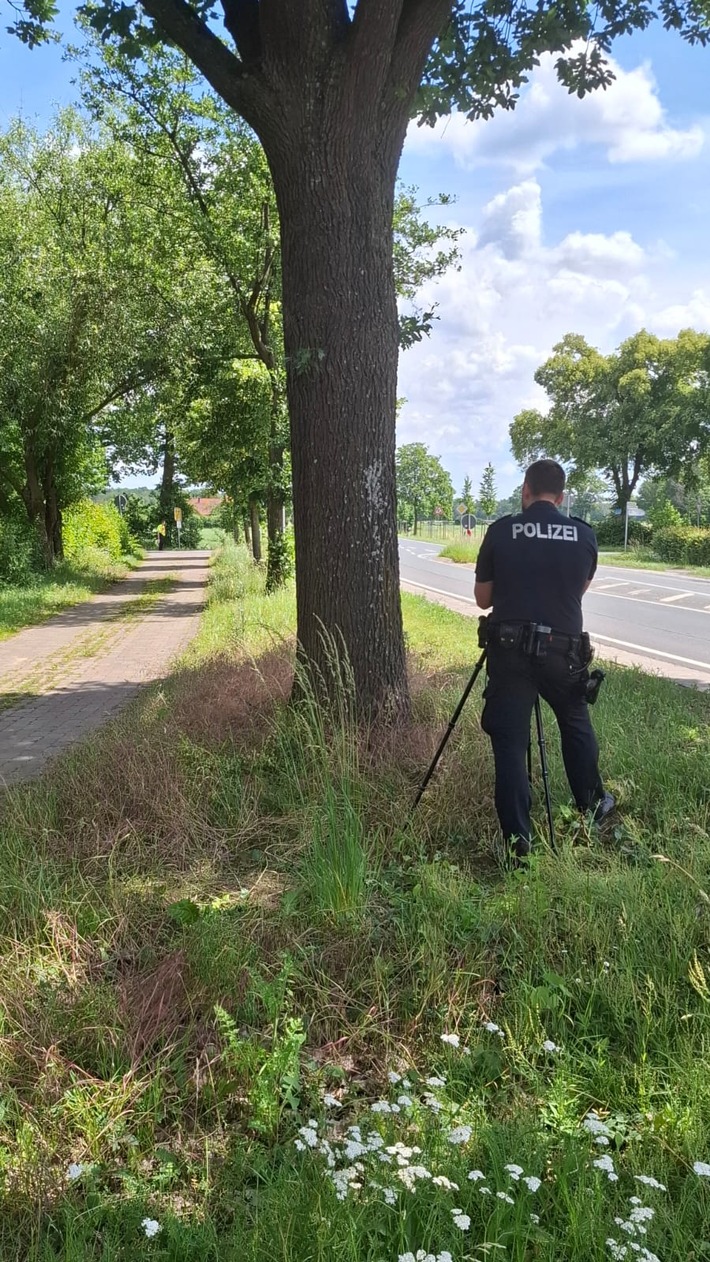 POL-HK: Neuenkirchen: Diebstahl aus Selbstbedienungsstand; Suderbruch: Geschwindigkeitskontrollen in Suderbruch - Spitzenreiter fuhr 48 km/h zu schnell; etc.