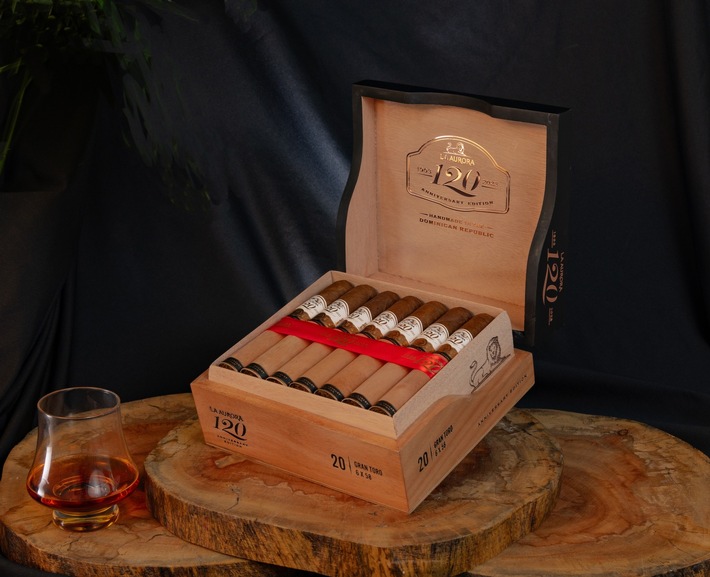 La Aurora 120 Anniversary Edition mit Limitada zum Jubiläum