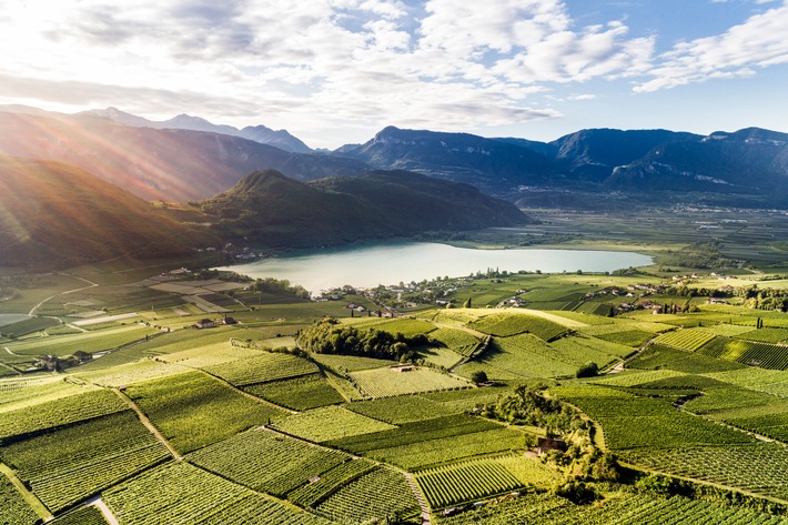 Südtirol setzt sich für zukunftsfähigen Tourismus ein: Bettenkontingentierung fördert Qualität und Nachhaltigkeit / Bettenbestand wird geregelt - verantwortungsvolle Tourismusentwicklung