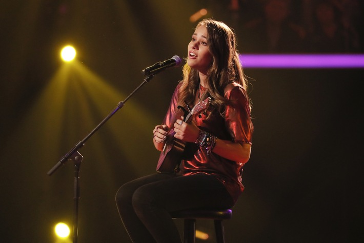 "The Voice of Berlin": Lara Samira Will (17) beim großen "The Voice of Germany"-Halbfinale am 10. Dezember, live in SAT.1