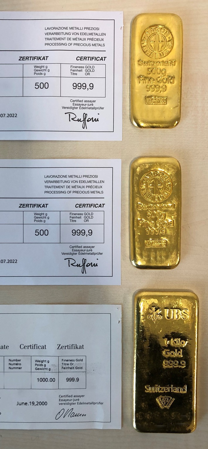 HZA-SI: Manchmal ist es doch Gold was glänzt / Zoll entdeckt Goldbarren im Kofferraum