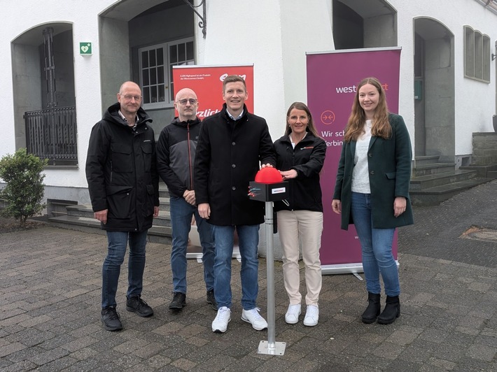 Westconnect nimmt Glasfasernetz in Betrieb