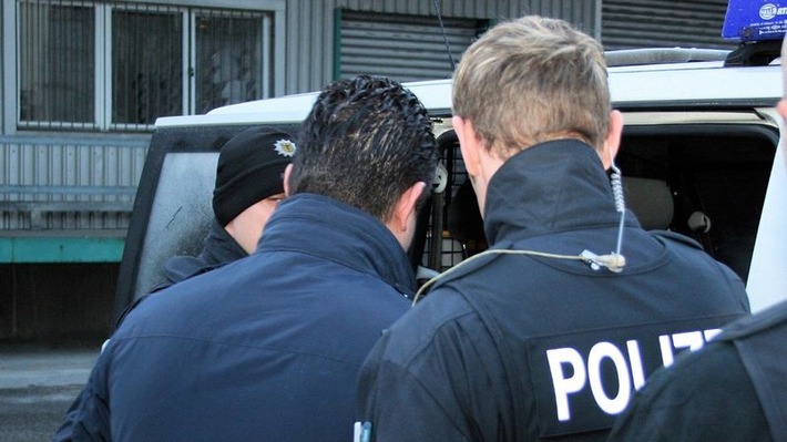 Bundespolizeidirektion München: Gesuchter Retter meldet sich - Gewaltdelikte im Bahnbereich