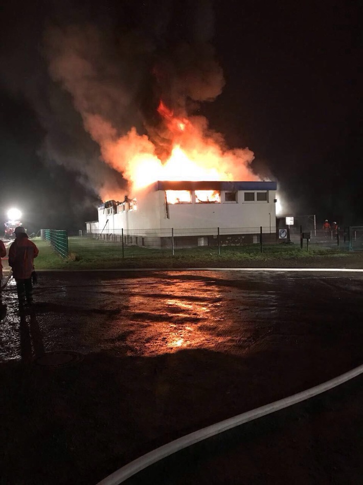 POL-NOM: Feuer im Sporthaus Hattorf