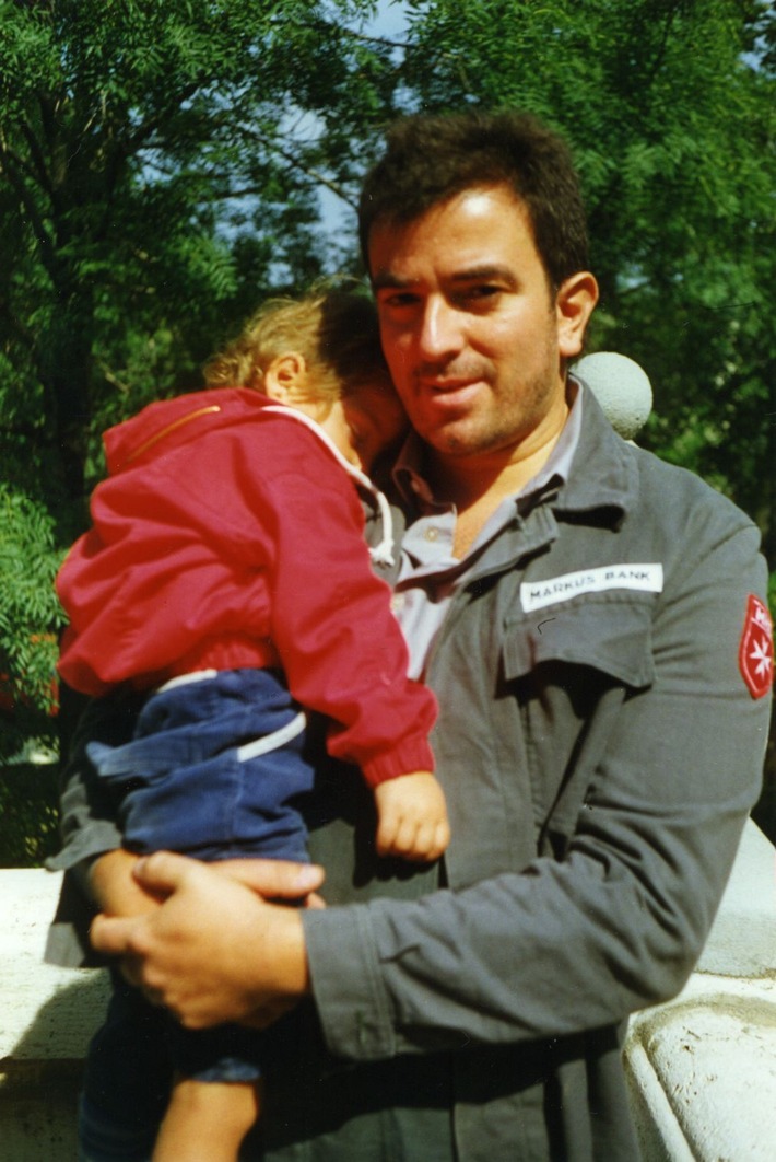 Zeitzeugen treffen sich in Ausstellung über Nothilfelager der Malteser 1989 in Budapest