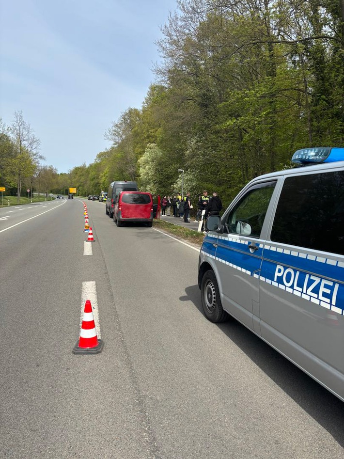 POL-LG: Schwerpunktkontrolle zur Fahrtüchtigkeit im Bereich der Polizeiinspektion Lüneburg/Lüchow-Dannenberg/Uelzen - mehrere Verstöße festgestellt, tätlicher Angriff auf Polizeibeamte