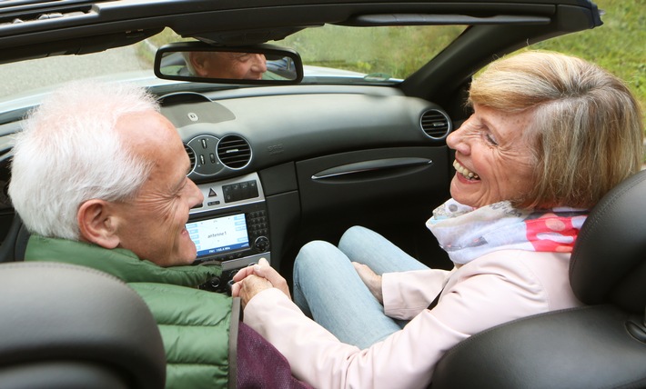 Aktion Schulterblick: Kampagne für sichere Mobilität im Alter / Der Deutsche Verkehrssicherheitsrat vermittelt Interviewpartner und O-Töne (FOTO)