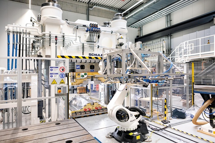 Die Innovation Factory auf dem RWTH Aachen Campus geht an den Start / Mit agilen Innovationsprozessen zu ersten Ideen über Prototypen bis hin zur Serienproduktion