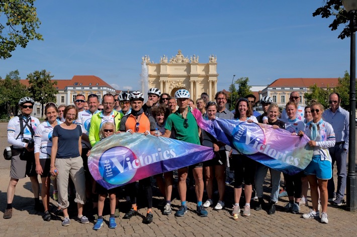 Parkinson in zehn Jahren heilen: YUVEDO Foundation startet Little Victories Ride von Berlin nach Brüssel um der Forderung nach einem int. Plan zur Bekämpfung von Parkinson Nachdruck zu verleihen