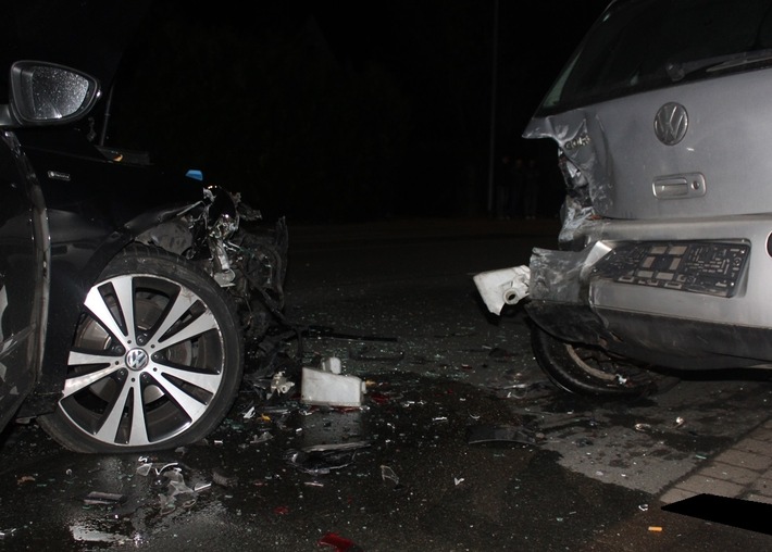 POL-MI: Unfall unter mutmaßlichem Alkoholeinfluss