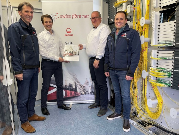 Weitere Ausbauschritte des Glasfasernetzes in der Ostschweiz: Die Stadt Altstätten und die Gemeinde Ebnat Kappel werden Netzpartner der Swiss Fibre Net AG