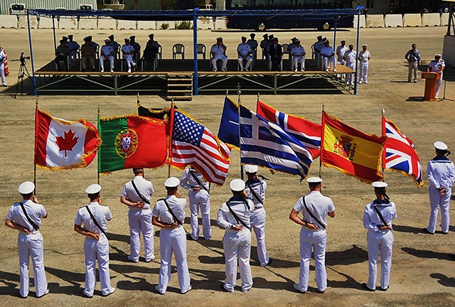 Führungswechsel im NATO-Verband (BILD)