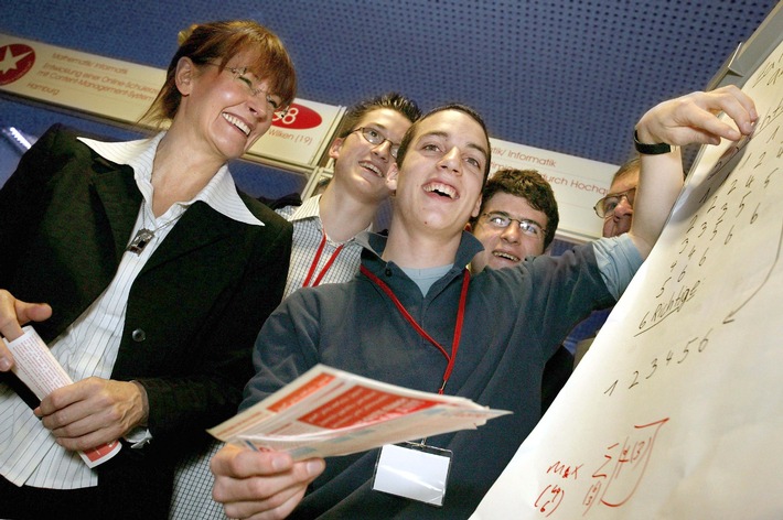 Einsteins Enkel am Ziel / Sieger im Bundeswettbewerb Jugend forscht 2004 stehen fest