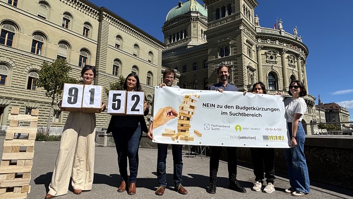 NEIN zu massiven Kürzungen in der Suchthilfe und -prävention: Petition mit fast 10