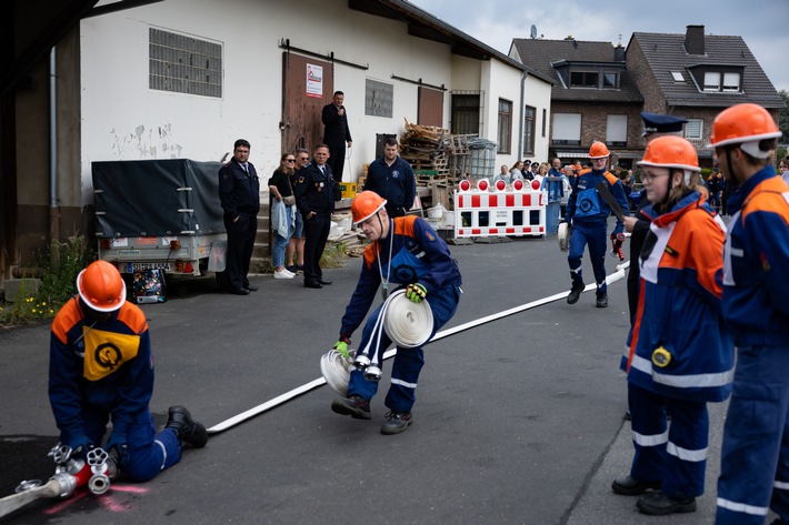 FW Wachtberg: Gemeindefeuerwehrtag 2024 zu Ehren von 50 Jahre Jugendfeuerwehr in Villip