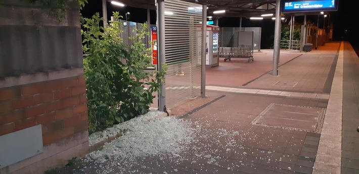 BPOLI-OG: Vandalismus am Bahnhof Appenweier