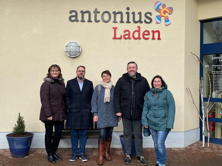 Dr. Becker Burg-Klinik zu Besuch bei ihrem Bio-Lieferanten Antonius Hof