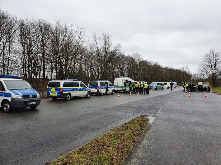 BPOL NRW: Mönchengladbach - Bundespolizei kontrolliert im 30km Bereich