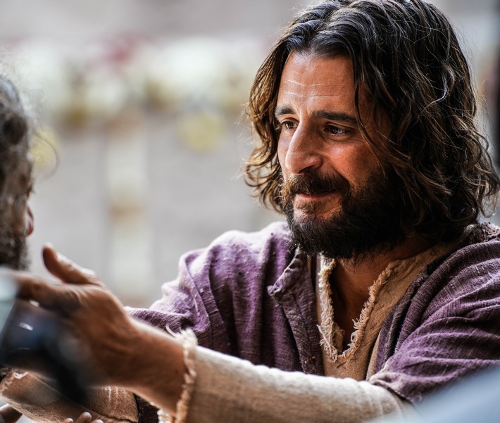 Jesus neu erleben: Bibel TV startet US-Serie "The Chosen" in deutscher TV-Erstausstrahlung / Historiendrama: Das Wirken Jesu aus Sicht der Menschen, deren Leben er veränderte: ab 21. Januar, 20:15 Uhr