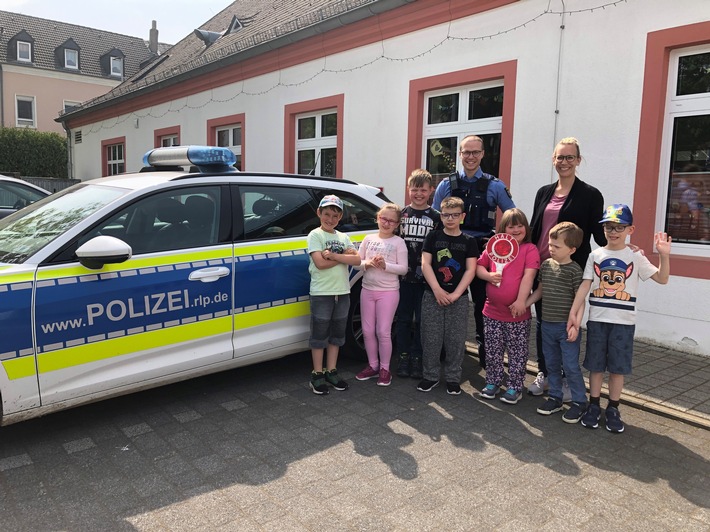 POL-PDWIL: Polizei Bitburg zu Gast in der St. Martin-Schule