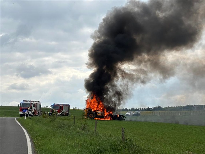 POL-PDWIL: Brand eines Teleskopladers