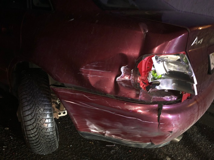 POL-PDWO: Verkehrsunfallflucht mit hohem Sachschaden