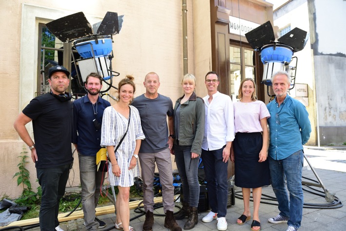 Dreharbeiten in München für die internationale Koproduktion DIE SAAT (AT) mit Heino Ferch und Ingrid Bolsø Berdal für Das Erste und die ARD Mediathek