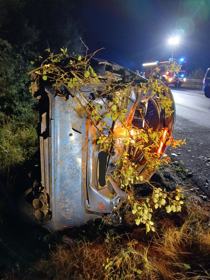 FW-AR: Polizeihubschrauber im Einsatz- Verkehrsunfall auf der Autobahn