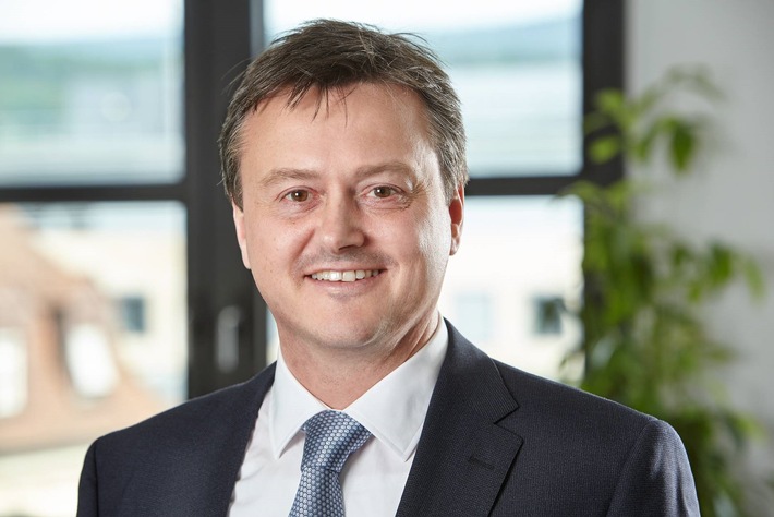 Aargauische Kantonalbank beruft Mirco Hager in die Geschäftsleitung und schafft zusätzlichen Geschäftsbereich