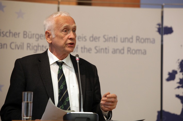 Zentralrat Deutscher Sinti und Roma trauert um den Menschenrechtler Tilman Zülch, Gründer der Gesellschaft für bedrohte Völker