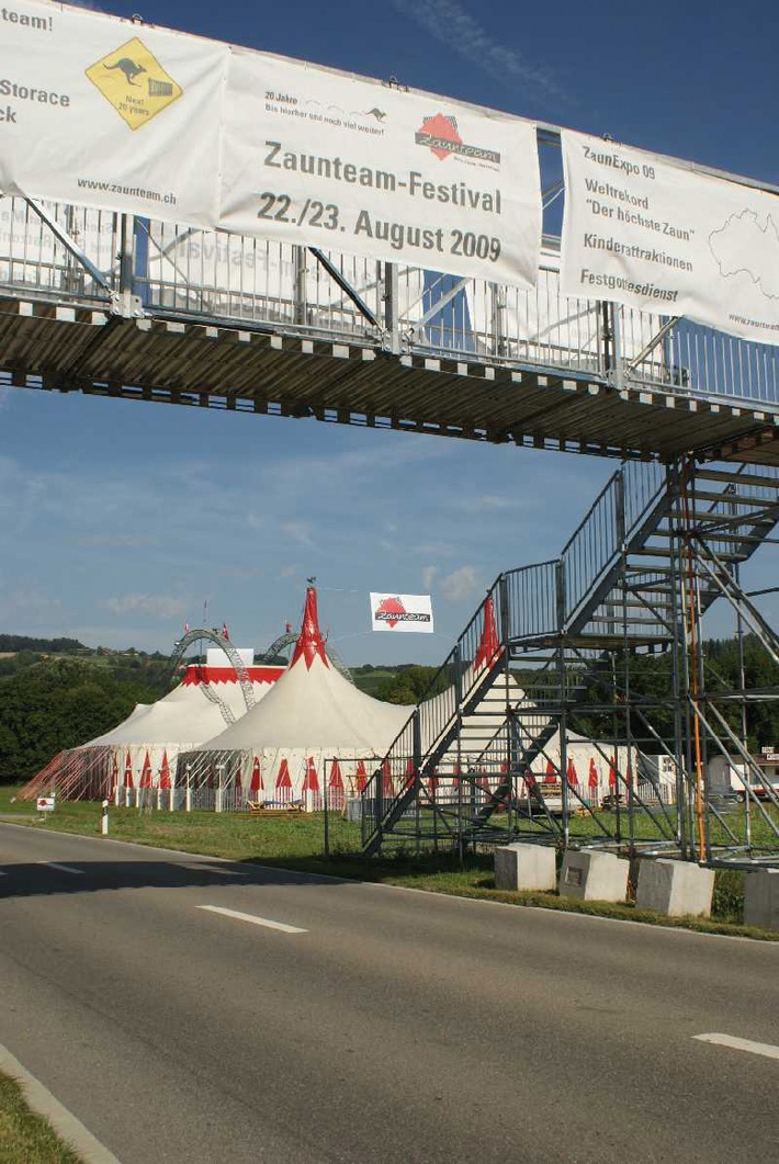 22. August 2009: Zaunteam plant spektakulären Weltrekordversuch - Steht der höchste Zaun der Welt bald in der Schweiz?