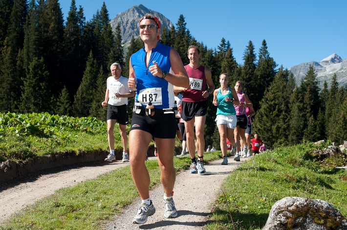 9. Lecher Höhenhalbmarathon &amp; Raiffeisen Fitnesslauf am Samstag, 20.
August 2011 in Lech am Arlberg - ANHÄNGE/AUDIO